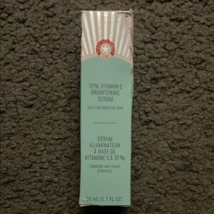 First Aid Beauty 10% Vitamin C Brightening Serum